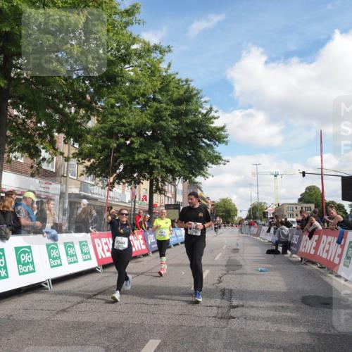 15.09.2024 - PSD Bank Halbmarathon Miley Keyser http://msf.ph/oto/7073766 15.09.2024 12:29:25 Ziel 2073, 2089, 2362, 2446, 3129, 3473, 3488, 3491 meine-sportfotos.de