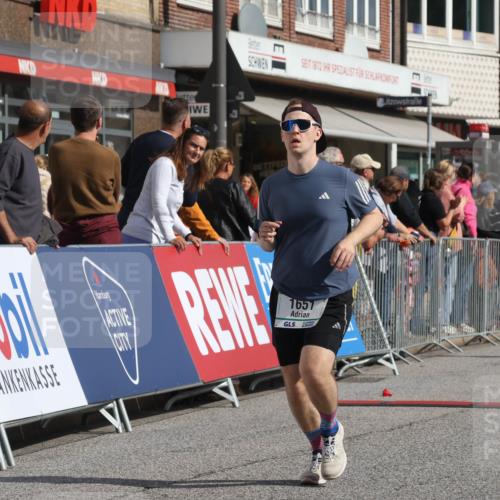 15.09.2024 - PSD Bank Halbmarathon Michael Strokosch http://msf.ph/oto/7073771 15.09.2024 12:13:34 Ziel 1651, 1766, 2178, 2203, 3076, 3534 meine-sportfotos.de