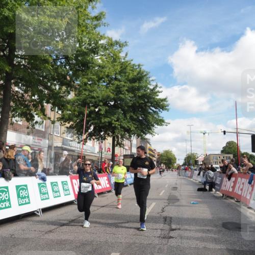 15.09.2024 - PSD Bank Halbmarathon Miley Keyser http://msf.ph/oto/7073772 15.09.2024 12:29:25 Ziel 2073, 2089, 2362, 2446, 3129, 3473, 3488, 3491 meine-sportfotos.de