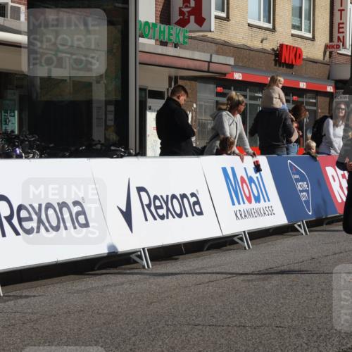 15.09.2024 - PSD Bank Halbmarathon Michael Strokosch http://msf.ph/oto/7073780 15.09.2024 10:32:05 Ziel 56, 57, 148, 151, 199, 267, 280 meine-sportfotos.de