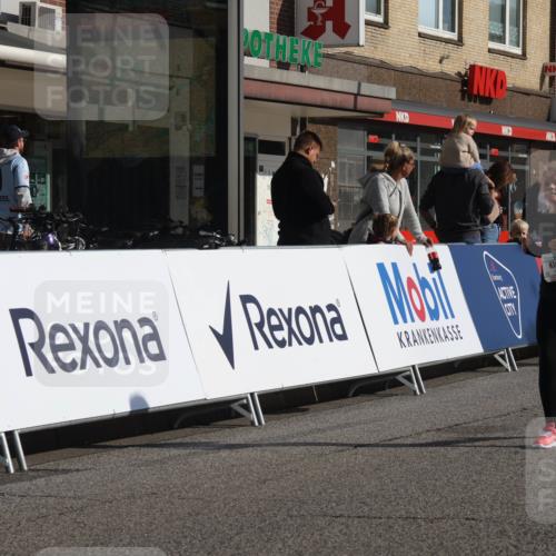 15.09.2024 - PSD Bank Halbmarathon Michael Strokosch http://msf.ph/oto/7073784 15.09.2024 10:32:05 Ziel 56, 57, 148, 151, 199, 267, 280 meine-sportfotos.de