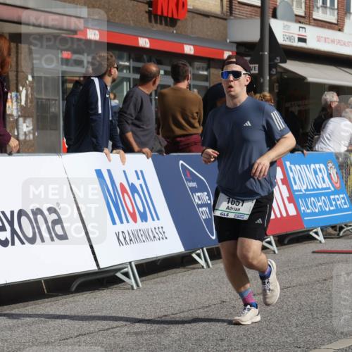 15.09.2024 - PSD Bank Halbmarathon Michael Strokosch http://msf.ph/oto/7073786 15.09.2024 12:13:35 Ziel 1651, 1766, 2178, 3031, 3076, 3534 meine-sportfotos.de