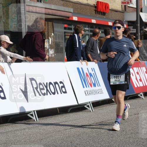 15.09.2024 - PSD Bank Halbmarathon Michael Strokosch http://msf.ph/oto/7073792 15.09.2024 12:13:35 Ziel 1651, 1766, 2178, 3031, 3076, 3534 meine-sportfotos.de