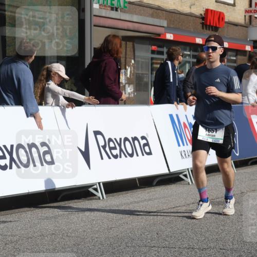 15.09.2024 - PSD Bank Halbmarathon Michael Strokosch http://msf.ph/oto/7073798 15.09.2024 12:13:35 Ziel 1651, 1766, 2178, 3031, 3076, 3534 meine-sportfotos.de