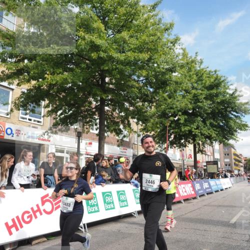 15.09.2024 - PSD Bank Halbmarathon Miley Keyser http://msf.ph/oto/7073803 15.09.2024 12:29:26 Ziel 2073, 2089, 2362, 2446, 3129, 3473, 3488 meine-sportfotos.de