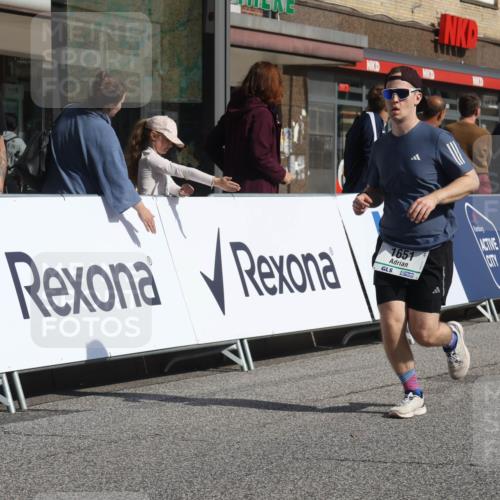 15.09.2024 - PSD Bank Halbmarathon Michael Strokosch http://msf.ph/oto/7073804 15.09.2024 12:13:35 Ziel 1651, 1766, 2178, 3031, 3076, 3534 meine-sportfotos.de