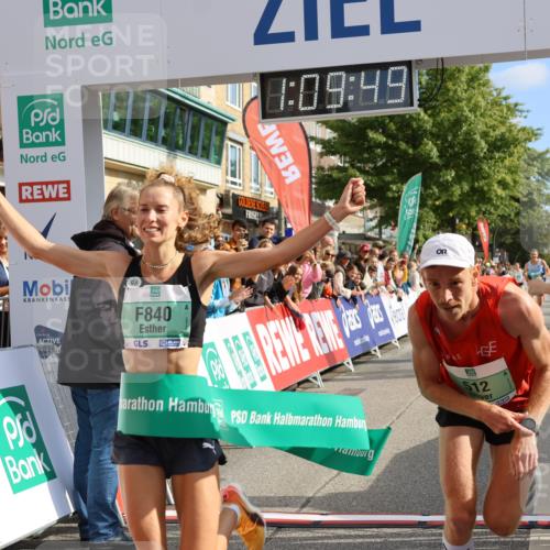 15.09.2024 - PSD Bank Halbmarathon Strokosch-Dieckow http://msf.ph/oto/7073825 15.09.2024 11:10:40 Ziel 404, 478, 507, 512, 520, 840 meine-sportfotos.de