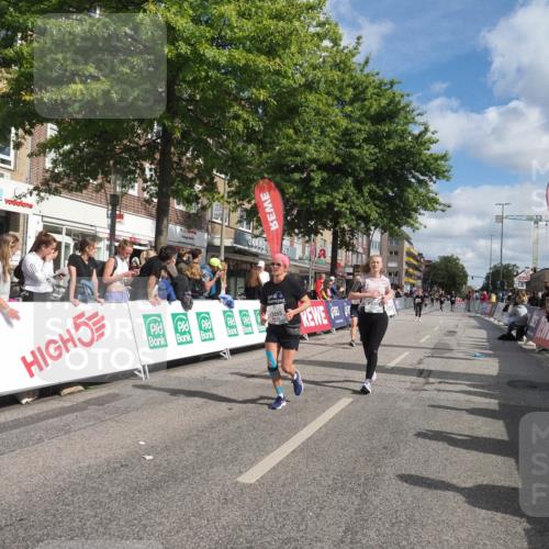 15.09.2024 - PSD Bank Halbmarathon Miley Keyser http://msf.ph/oto/7073835 15.09.2024 12:29:42 Ziel 2093, 3055, 3334, 3385, 3473 meine-sportfotos.de