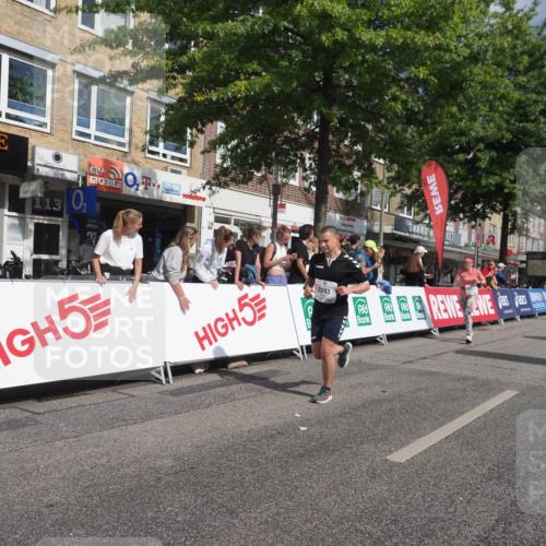 15.09.2024 - PSD Bank Halbmarathon Miley Keyser http://msf.ph/oto/7073876 15.09.2024 12:29:45 Ziel 2093, 3055, 3091, 3334, 3385 meine-sportfotos.de