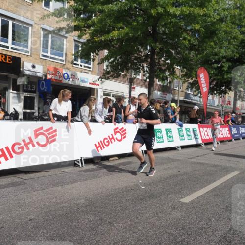 15.09.2024 - PSD Bank Halbmarathon Miley Keyser http://msf.ph/oto/7073880 15.09.2024 12:29:45 Ziel 2093, 3055, 3091, 3334, 3385 meine-sportfotos.de