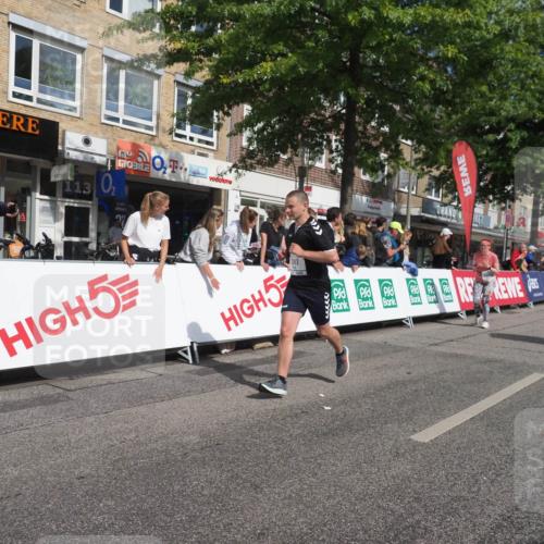 15.09.2024 - PSD Bank Halbmarathon Miley Keyser http://msf.ph/oto/7073885 15.09.2024 12:29:45 Ziel 2093, 3055, 3091, 3334, 3385 meine-sportfotos.de
