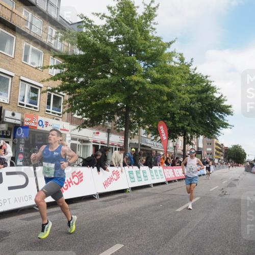 15.09.2024 - PSD Bank Halbmarathon Miley Keyser http://msf.ph/oto/7073895 15.09.2024 11:29:11 Ziel 443, 733, 736, 1079, 1095, 1112, 1134, 2607, 2620 meine-sportfotos.de