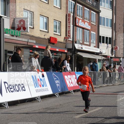 15.09.2024 - PSD Bank Halbmarathon Michael Strokosch http://msf.ph/oto/7073927 15.09.2024 10:32:21 Ziel 40, 68, 83, 157, 176, 193, 280, 301 meine-sportfotos.de