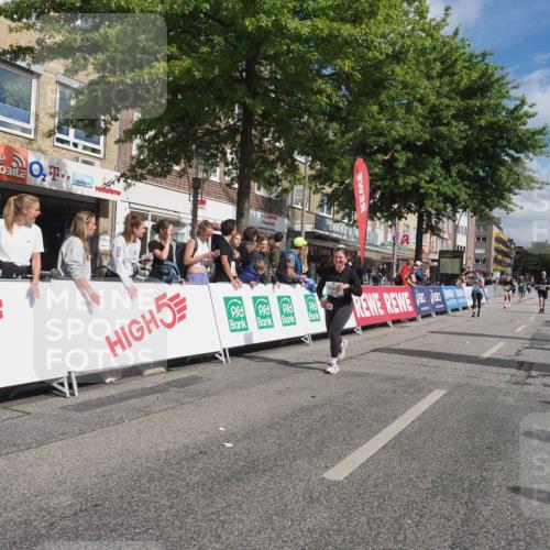 15.09.2024 - PSD Bank Halbmarathon Miley Keyser http://msf.ph/oto/7073929 15.09.2024 12:29:50 Ziel 2093, 3055, 3091, 3270, 3334, 3362, 3385 meine-sportfotos.de