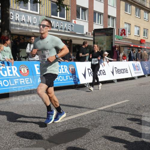 15.09.2024 - PSD Bank Halbmarathon Michael Strokosch http://msf.ph/oto/7073955 15.09.2024 12:13:44 Ziel 1651, 1766, 2367, 3031, 3076, 3197, 3539 meine-sportfotos.de
