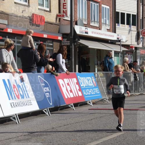 15.09.2024 - PSD Bank Halbmarathon Michael Strokosch http://msf.ph/oto/7073962 15.09.2024 10:32:24 Ziel 1, 40, 68, 83, 157, 176, 182, 193, 232, 241, 283, 301 meine-sportfotos.de