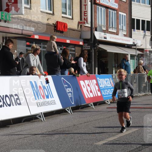 15.09.2024 - PSD Bank Halbmarathon Michael Strokosch http://msf.ph/oto/7073971 15.09.2024 10:32:24 Ziel 1, 40, 68, 83, 157, 176, 182, 193, 232, 241, 283, 301 meine-sportfotos.de