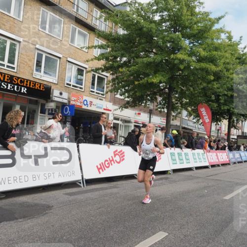 15.09.2024 - PSD Bank Halbmarathon Miley Keyser http://msf.ph/oto/7073999 15.09.2024 11:29:23 Ziel 702, 906, 909, 947, 1017, 1050, 1413, 1423, 2481, 2607 meine-sportfotos.de