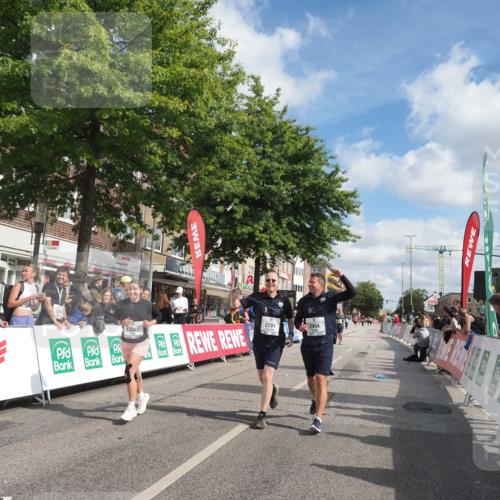 15.09.2024 - PSD Bank Halbmarathon Miley Keyser http://msf.ph/oto/7074004 15.09.2024 12:29:58 Ziel 2291, 2454, 3091, 3270, 3334, 3362, 3385 meine-sportfotos.de