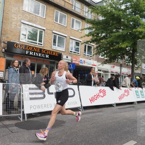 15.09.2024 - PSD Bank Halbmarathon Miley Keyser http://msf.ph/oto/7074014 15.09.2024 11:29:23 Ziel 702, 906, 909, 947, 1017, 1050, 1413, 1423, 2481, 2607 meine-sportfotos.de