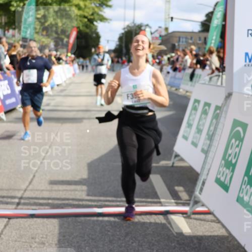 15.09.2024 - PSD Bank Halbmarathon Strokosch-Dieckow http://msf.ph/oto/7074017 15.09.2024 12:33:00 Ziel 2411, 2414, 3045, 3358, 3368 meine-sportfotos.de