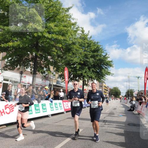 15.09.2024 - PSD Bank Halbmarathon Miley Keyser http://msf.ph/oto/7074020 15.09.2024 12:29:59 Ziel 2291, 2454, 3091, 3270, 3334, 3362 meine-sportfotos.de