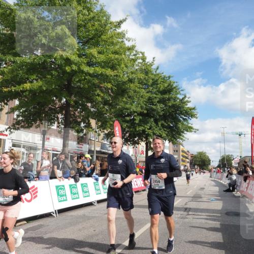 15.09.2024 - PSD Bank Halbmarathon Miley Keyser http://msf.ph/oto/7074031 15.09.2024 12:29:59 Ziel 2291, 2454, 3091, 3270, 3334, 3362 meine-sportfotos.de