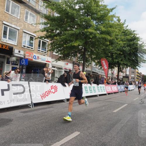 15.09.2024 - PSD Bank Halbmarathon Miley Keyser http://msf.ph/oto/7074038 15.09.2024 11:29:27 Ziel 702, 906, 909, 947, 1017, 1050, 1413, 1423, 2481, 2567, 2607 meine-sportfotos.de