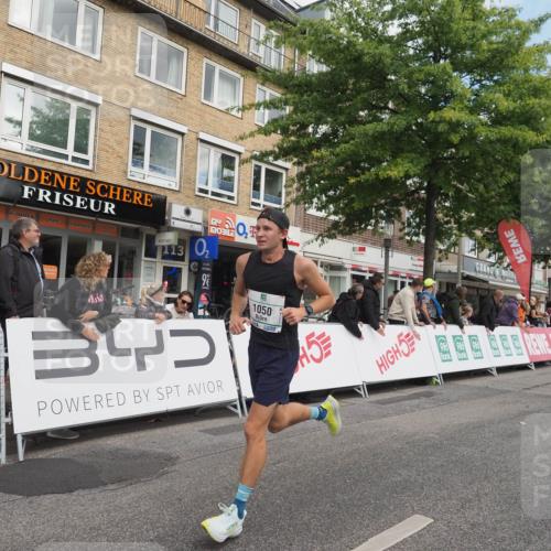 15.09.2024 - PSD Bank Halbmarathon Miley Keyser http://msf.ph/oto/7074051 15.09.2024 11:29:28 Ziel 702, 906, 909, 947, 1017, 1050, 1413, 1423, 2481, 2567, 2607 meine-sportfotos.de