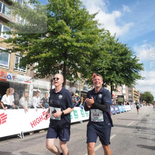 15.09.2024 - PSD Bank Halbmarathon Miley Keyser http://msf.ph/oto/7074053 15.09.2024 12:30:00 Ziel 2291, 2454, 3091, 3270, 3334, 3362 meine-sportfotos.de