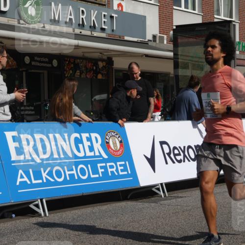 15.09.2024 - PSD Bank Halbmarathon Michael Strokosch http://msf.ph/oto/7074067 15.09.2024 12:13:52 Ziel 1766, 2144, 2367, 3031, 3139, 3197, 3539 meine-sportfotos.de