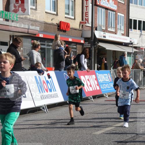 15.09.2024 - PSD Bank Halbmarathon Michael Strokosch http://msf.ph/oto/7074083 15.09.2024 10:32:32 Ziel 1, 4, 33, 40, 68, 83, 157, 176, 182, 232, 241, 275, 283, 301, 302 meine-sportfotos.de