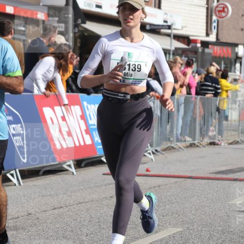 15.09.2024 - PSD Bank Halbmarathon Michael Strokosch http://msf.ph/oto/7074138 15.09.2024 12:13:58 Ziel 2144, 2367, 2728, 2758, 3058, 3139, 3197, 3539 meine-sportfotos.de