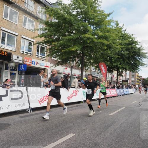 15.09.2024 - PSD Bank Halbmarathon Miley Keyser http://msf.ph/oto/7074151 15.09.2024 11:29:34 Ziel 702, 703, 906, 909, 947, 1017, 1050, 1413, 1423, 1991, 2481, 2567, 3512 meine-sportfotos.de