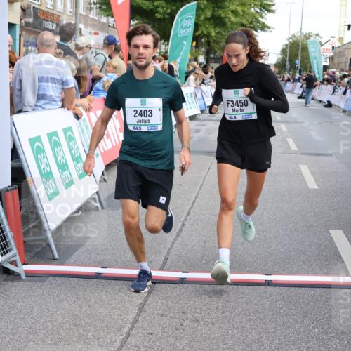 15.09.2024 - PSD Bank Halbmarathon Strokosch-Dieckow http://msf.ph/oto/7074158 15.09.2024 12:23:59 Ziel 987, 2403, 2981, 3002, 3277, 3450 meine-sportfotos.de