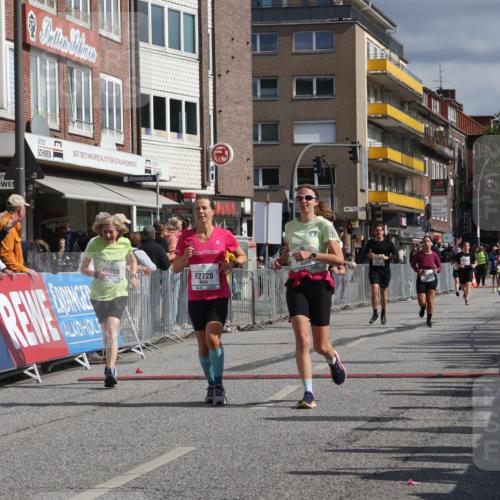 15.09.2024 - PSD Bank Halbmarathon Michael Strokosch http://msf.ph/oto/7074172 15.09.2024 12:14:03 Ziel 2144, 2262, 2728, 2758, 3058, 3120, 3139, 3244, 3429 meine-sportfotos.de