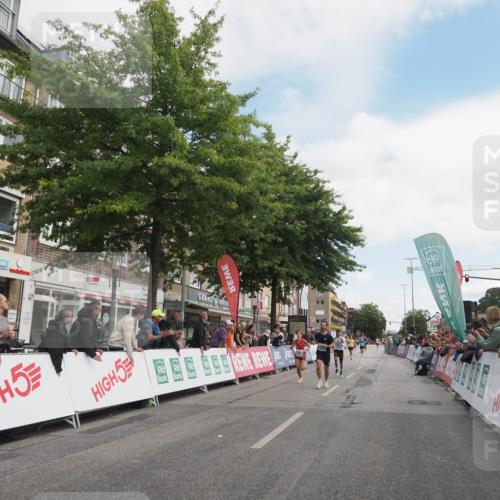 15.09.2024 - PSD Bank Halbmarathon Miley Keyser http://msf.ph/oto/7074179 15.09.2024 11:29:37 Ziel 702, 703, 704, 711, 906, 909, 947, 1017, 1041, 1413, 1423, 1991, 2469, 2481, 2567, 3512 meine-sportfotos.de