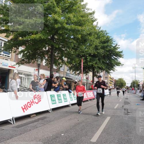 15.09.2024 - PSD Bank Halbmarathon Miley Keyser http://msf.ph/oto/7074202 15.09.2024 12:30:24 Ziel 1390, 2111, 2251, 2299, 2889, 3206, 3261, 3276, 3349 meine-sportfotos.de