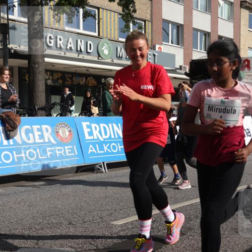 15.09.2024 - PSD Bank Halbmarathon Michael Strokosch http://msf.ph/oto/7074203 15.09.2024 10:32:42 Ziel 1, 4, 33, 182, 232, 241, 275, 283, 302 meine-sportfotos.de