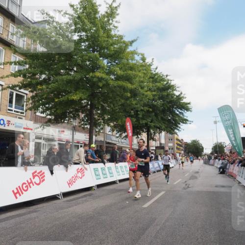 15.09.2024 - PSD Bank Halbmarathon Miley Keyser http://msf.ph/oto/7074204 15.09.2024 11:29:38 Ziel 702, 703, 704, 711, 906, 947, 1017, 1041, 1413, 1423, 1991, 2469, 2481, 2567, 3512 meine-sportfotos.de