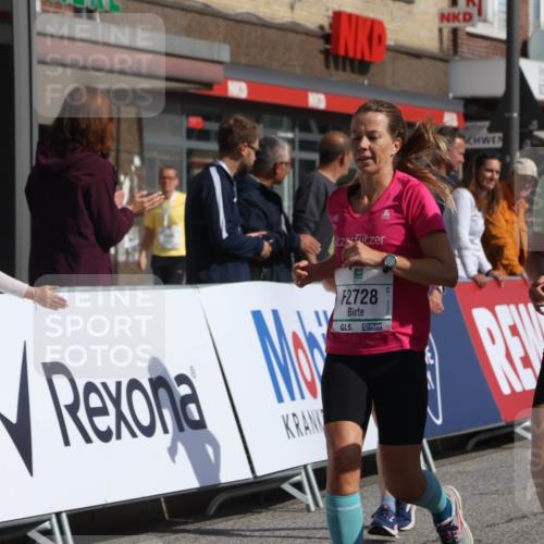 15.09.2024 - PSD Bank Halbmarathon Michael Strokosch http://msf.ph/oto/7074215 15.09.2024 12:14:05 Ziel 2144, 2262, 2728, 2758, 3058, 3062, 3120, 3139, 3244, 3429 meine-sportfotos.de