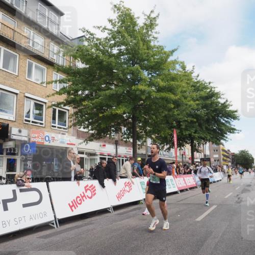 15.09.2024 - PSD Bank Halbmarathon Miley Keyser http://msf.ph/oto/7074222 15.09.2024 11:29:39 Ziel 702, 703, 704, 711, 906, 947, 1017, 1041, 1413, 1423, 1991, 2469, 2567, 3512 meine-sportfotos.de