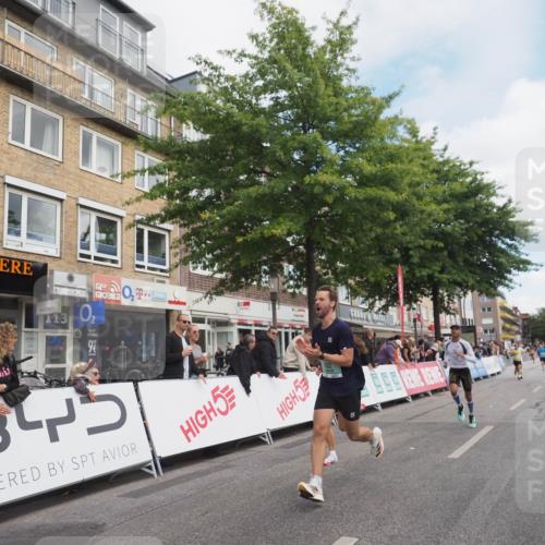 15.09.2024 - PSD Bank Halbmarathon Miley Keyser http://msf.ph/oto/7074228 15.09.2024 11:29:39 Ziel 702, 703, 704, 711, 906, 947, 1017, 1041, 1413, 1423, 1991, 2469, 2567, 3512 meine-sportfotos.de