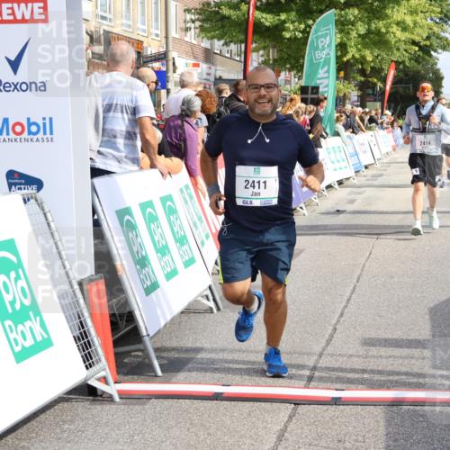 15.09.2024 - PSD Bank Halbmarathon Strokosch-Dieckow http://msf.ph/oto/7074230 15.09.2024 12:33:01 Ziel 2411, 2414, 3045, 3358, 3368 meine-sportfotos.de