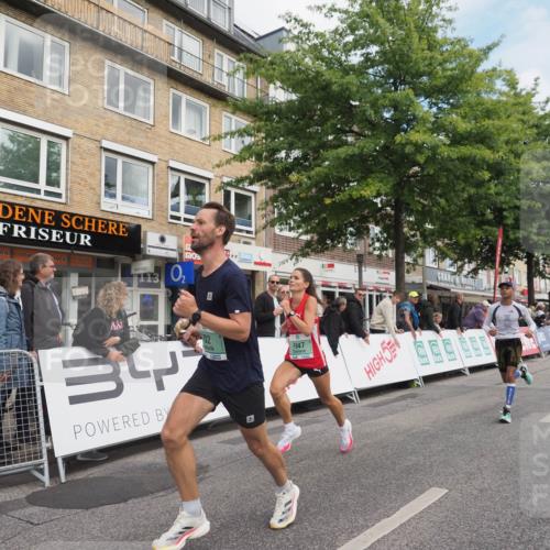 15.09.2024 - PSD Bank Halbmarathon Miley Keyser http://msf.ph/oto/7074247 15.09.2024 11:29:39 Ziel 702, 703, 704, 711, 906, 947, 1017, 1041, 1413, 1423, 1991, 2469, 2567, 3512 meine-sportfotos.de