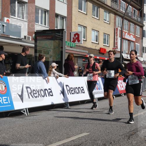 15.09.2024 - PSD Bank Halbmarathon Michael Strokosch http://msf.ph/oto/7074289 15.09.2024 12:14:11 Ziel 1996, 2262, 2728, 2758, 3058, 3062, 3120, 3228, 3244, 3429, 3557 meine-sportfotos.de