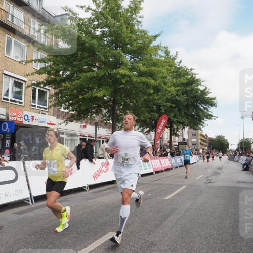 15.09.2024 - PSD Bank Halbmarathon Miley Keyser http://msf.ph/oto/7074314 15.09.2024 11:29:44 Ziel 702, 703, 704, 711, 727, 947, 1041, 1991, 2469, 2567, 3512 meine-sportfotos.de