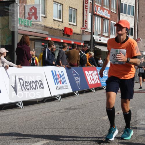 15.09.2024 - PSD Bank Halbmarathon Michael Strokosch http://msf.ph/oto/7074332 15.09.2024 12:14:14 Ziel 1996, 2262, 2728, 2758, 3058, 3062, 3120, 3228, 3244, 3429, 3557 meine-sportfotos.de