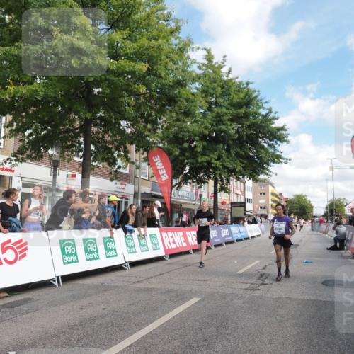 15.09.2024 - PSD Bank Halbmarathon Miley Keyser http://msf.ph/oto/7074334 15.09.2024 12:30:34 Ziel 2111, 2251, 2299, 2447, 3206, 3261, 3276, 3346 meine-sportfotos.de