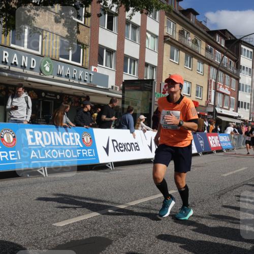 15.09.2024 - PSD Bank Halbmarathon Michael Strokosch http://msf.ph/oto/7074345 15.09.2024 12:14:14 Ziel 1996, 2262, 2728, 2758, 3058, 3062, 3120, 3228, 3244, 3429, 3557 meine-sportfotos.de